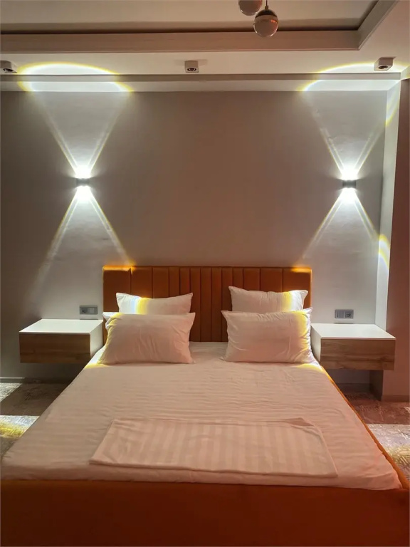 Superior Double room (full double bed)