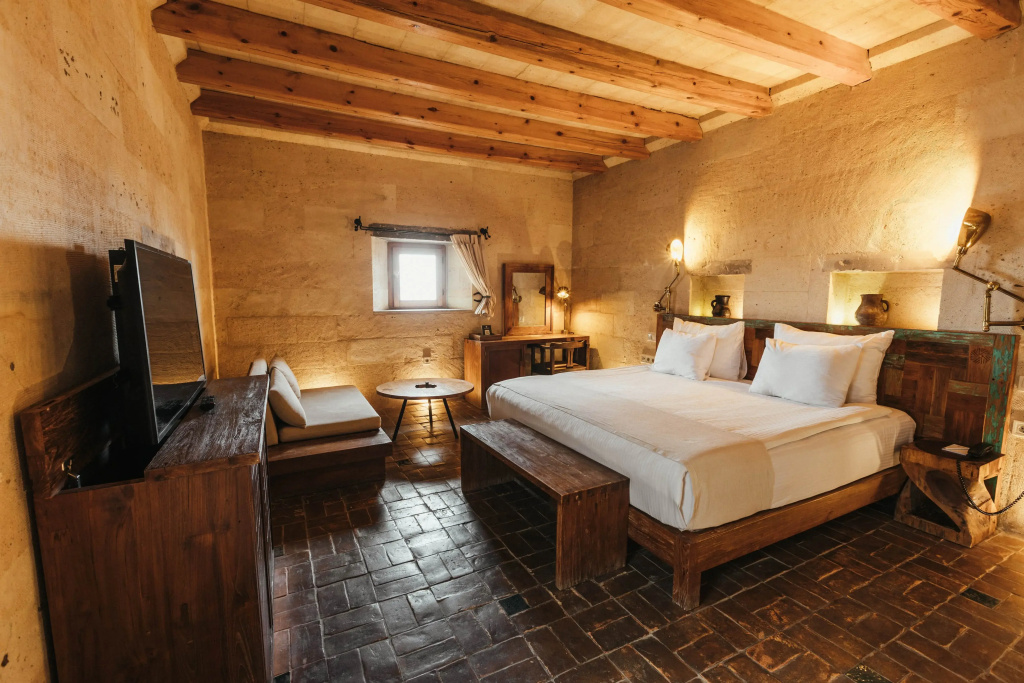 Double Junior Suite (full double bed)