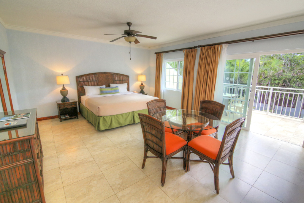 Owner’s Double Suite (full double bed)