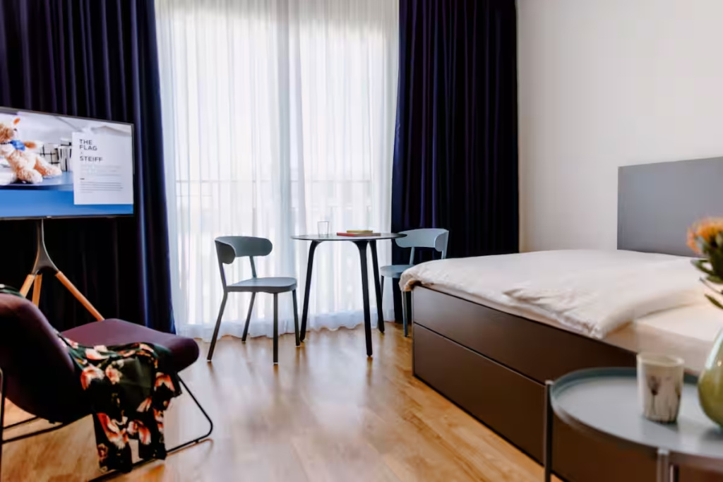 Business (without hob) Single room