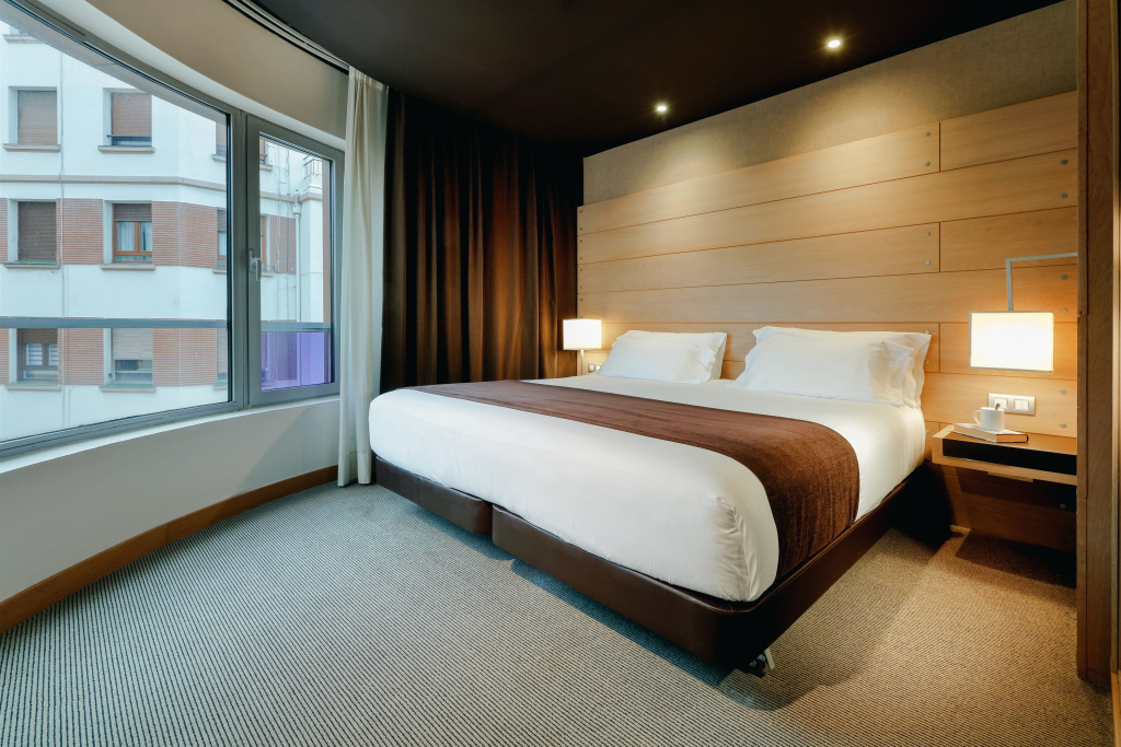 Double Junior Suite (full double bed)