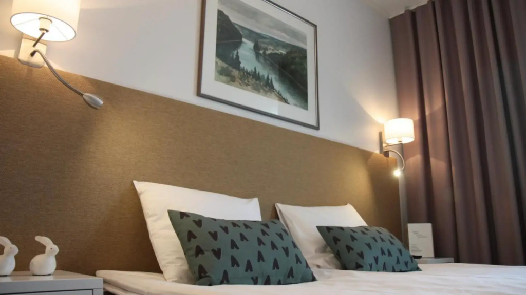 Hotel Aakenus - Chambres