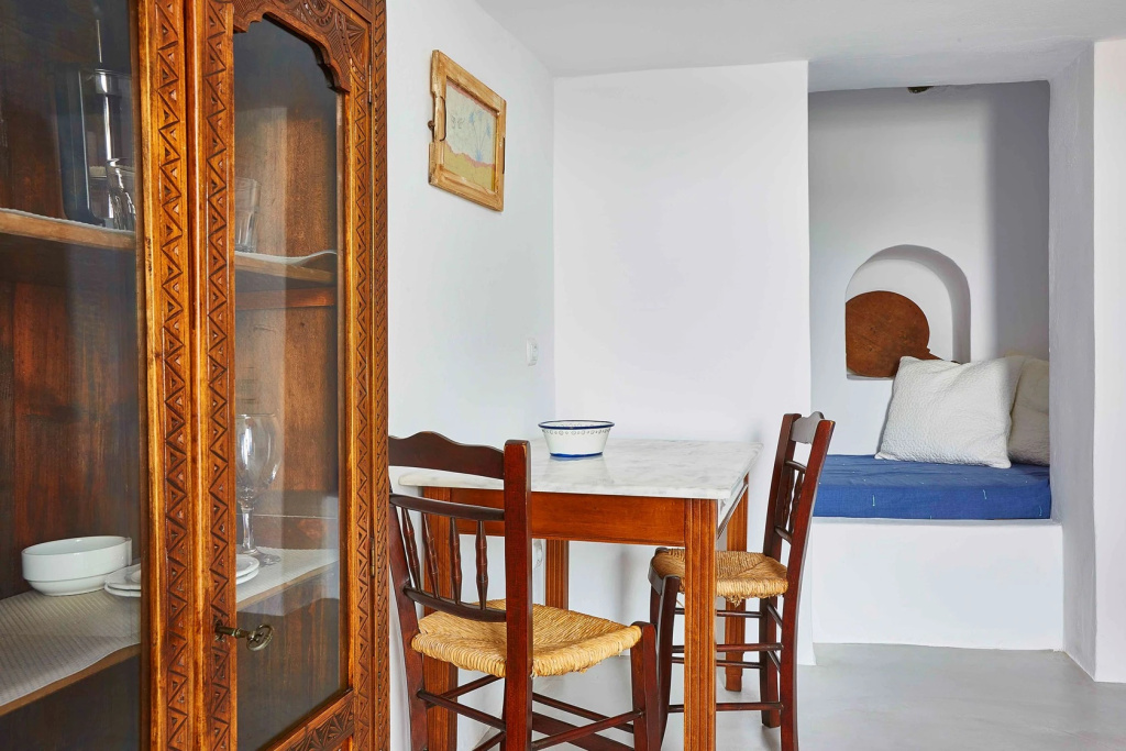 Studio with sea view
