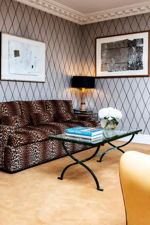 Hôtel de Berri Champs-Élysées, a Luxury Collection Hotel 6