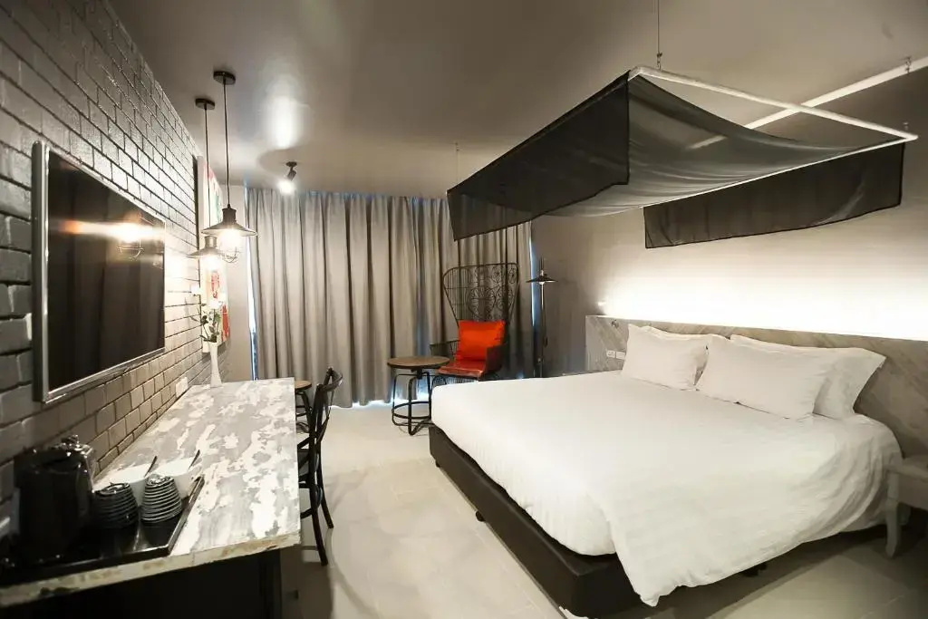 Exclusive Lanna Romantic Art Gallery Double room (full double bed)