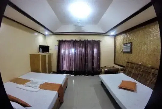 Double Bungalow beachfront (full double bed)