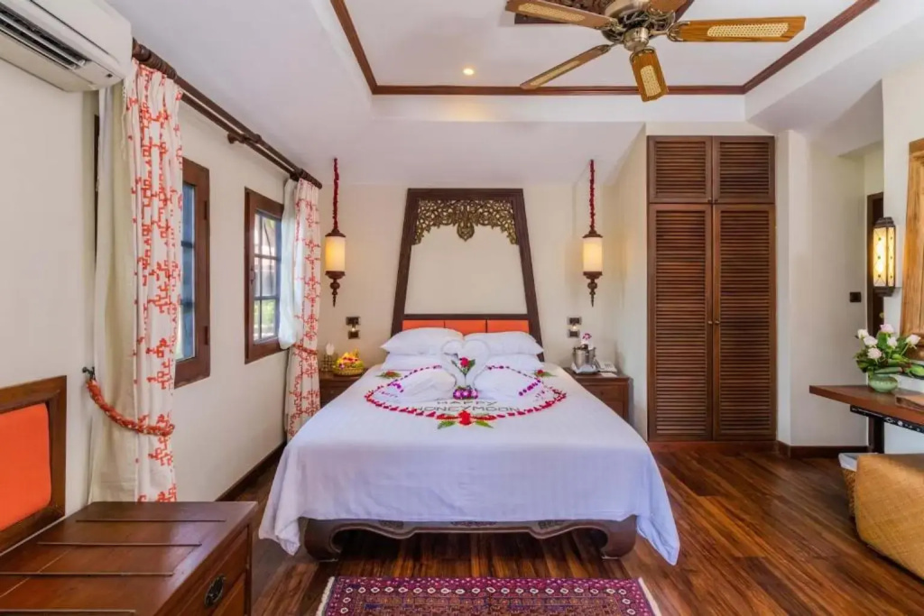 Deluxe Double Cottage (full double bed)