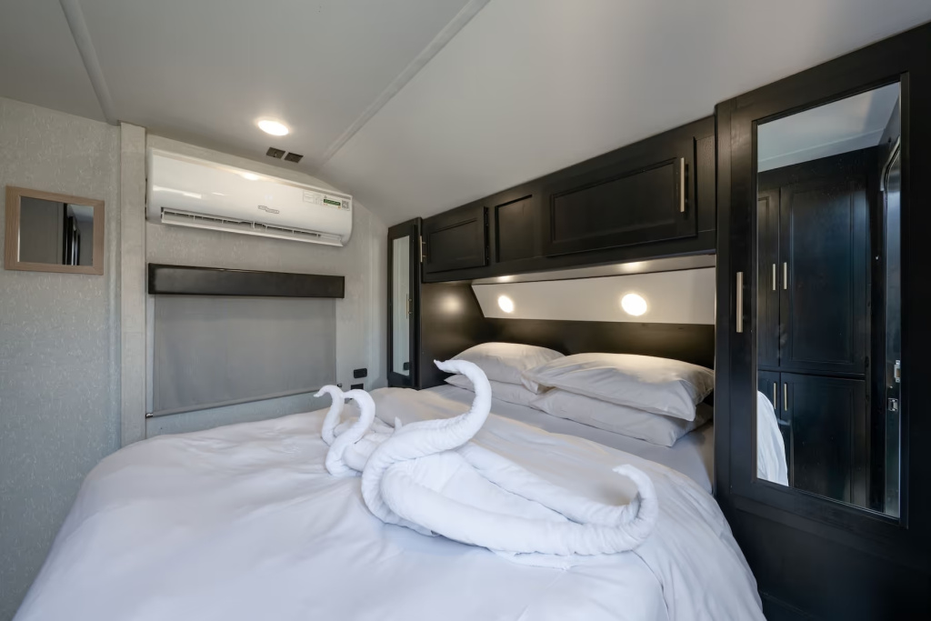 Elite for Families Double Campers (full double bed)
