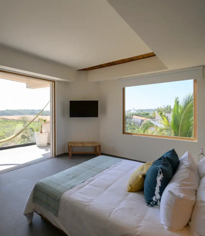 Double Suite with mountain view full double bed