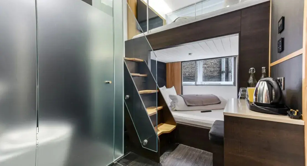 The Z Hotel Holborn - Tap to explore photos