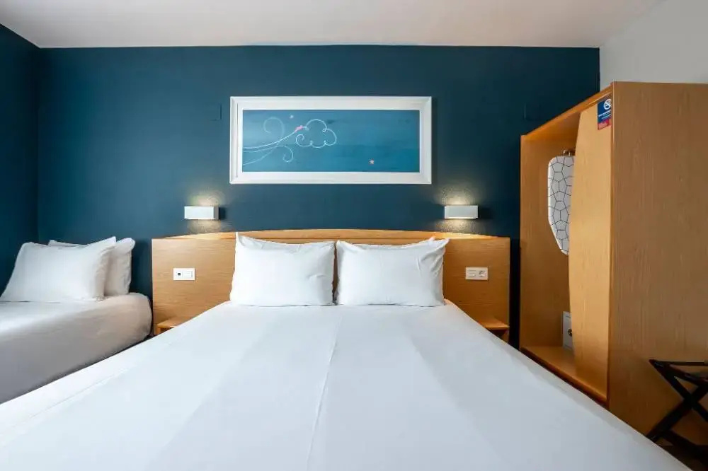 Travelodge Alicante Puerto - Chambres