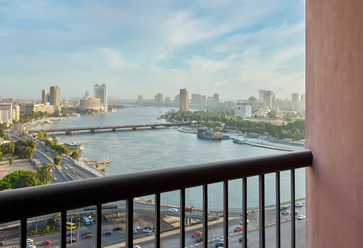 Executive Corner Double room with Nile view (full double bed)