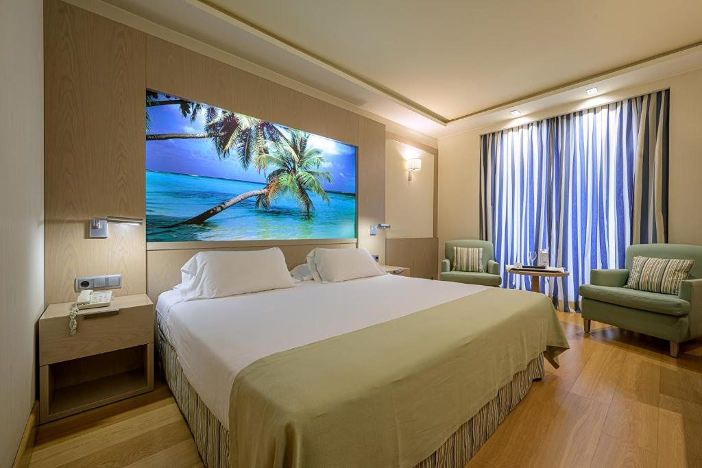 Superior Double room (full double bed)