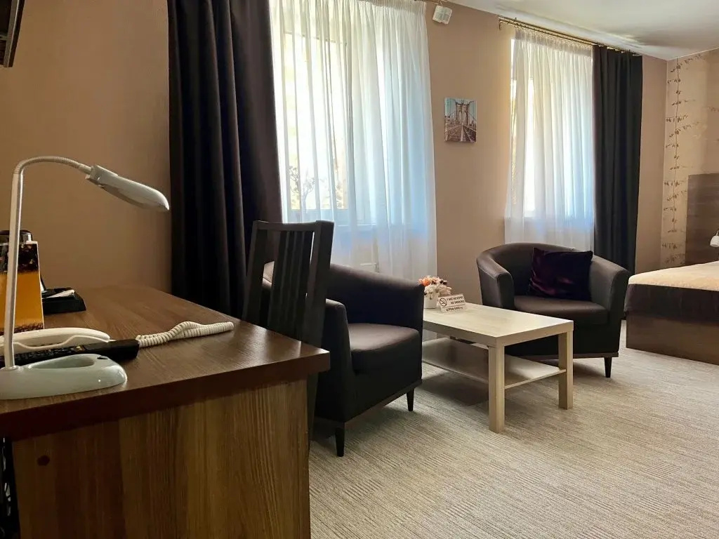 Avenyu Mini-Hotel Room Type - Double Junior Suite twin beds