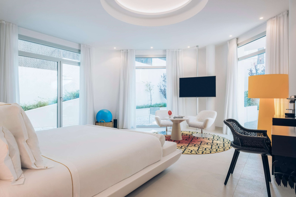 Beach Level Double room (full double bed)