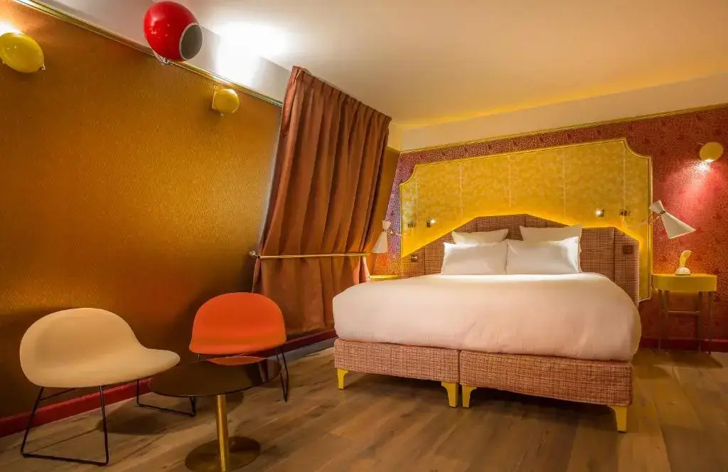 Feeling Good Suite