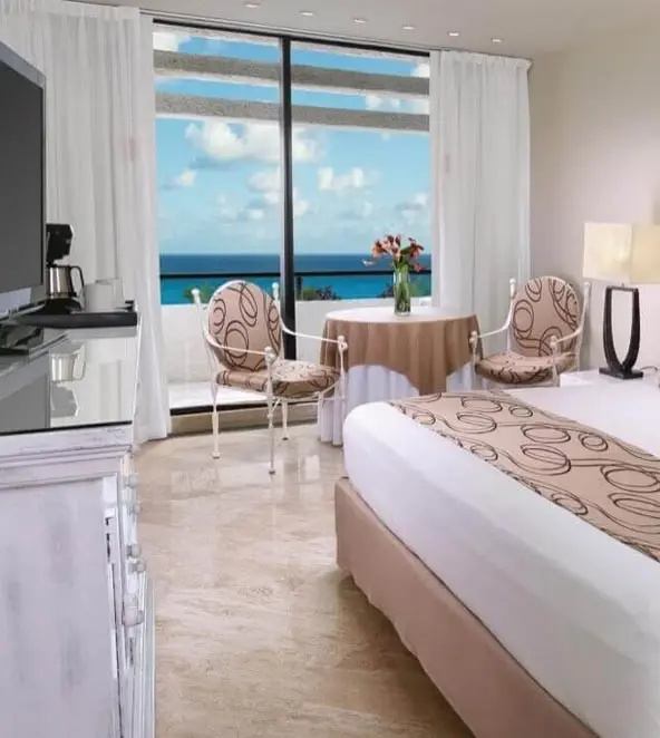 Double room with ocean view (twin beds)
