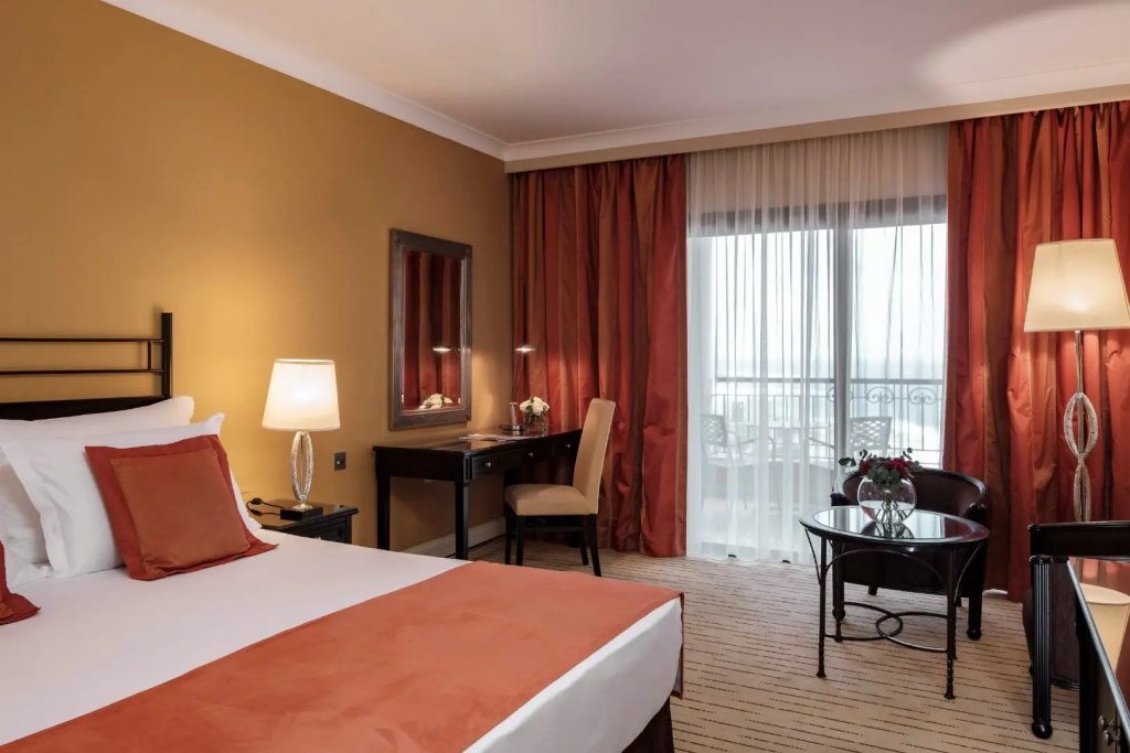 Corinthia St George's Bay - Chambres