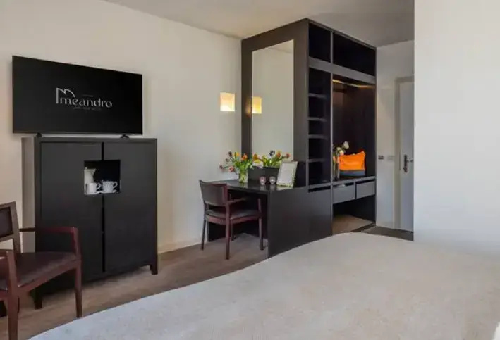 Terrazza Double room (full double bed)