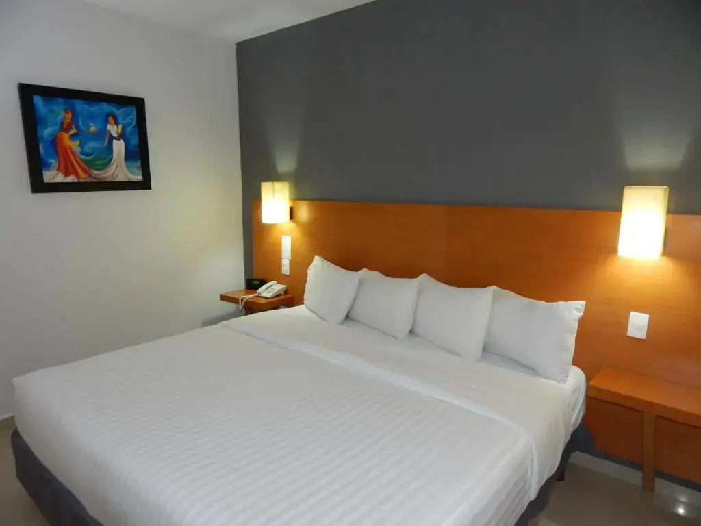 Double room (full double bed)