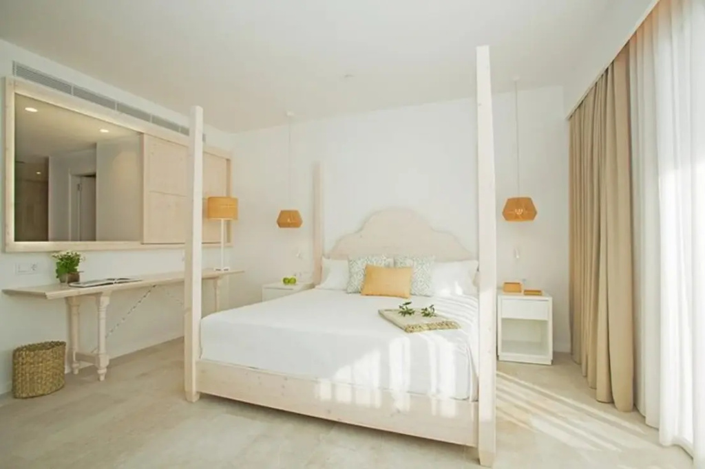 My Double Junior Suite (full double bed)