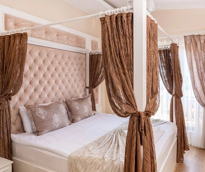 Deluxe Double room (full double bed)