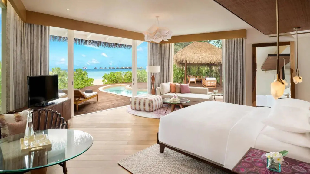 2 Bedrooms Beach Pool Villa Duplex