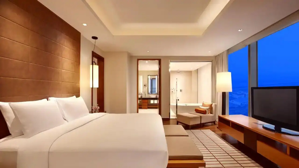 Premier Double Suite (full double bed)
