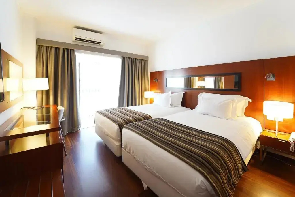 Double Studio Apartment (twin beds)