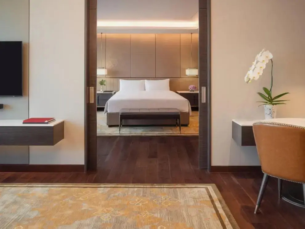 Executive Double Suite (full double bed)
