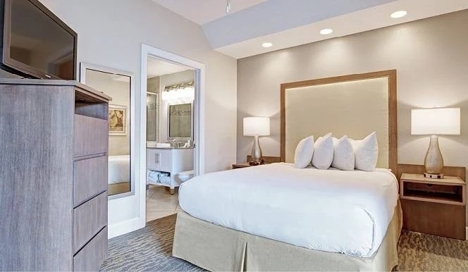1 Bedroom Jr. Condo