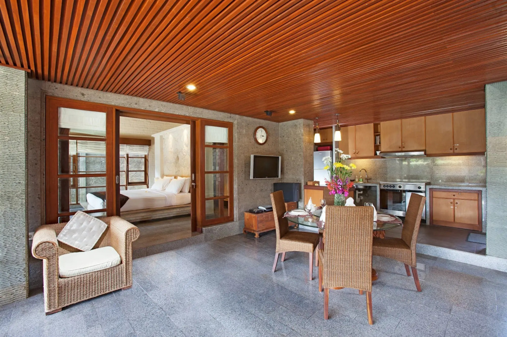 Alindra Villa