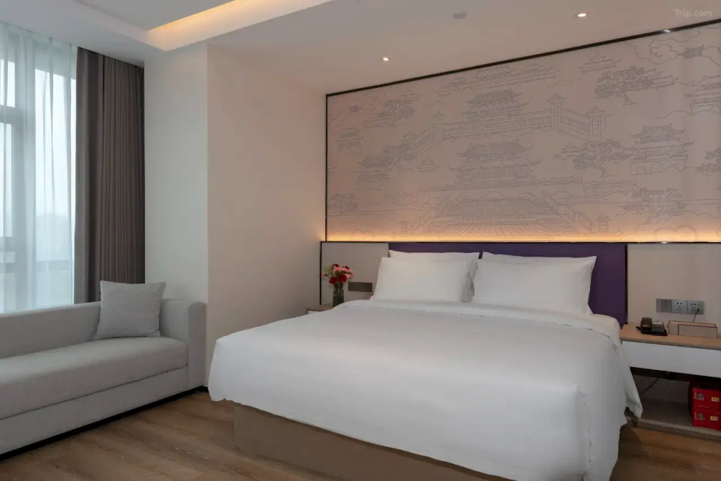 Maison New Century Hotel