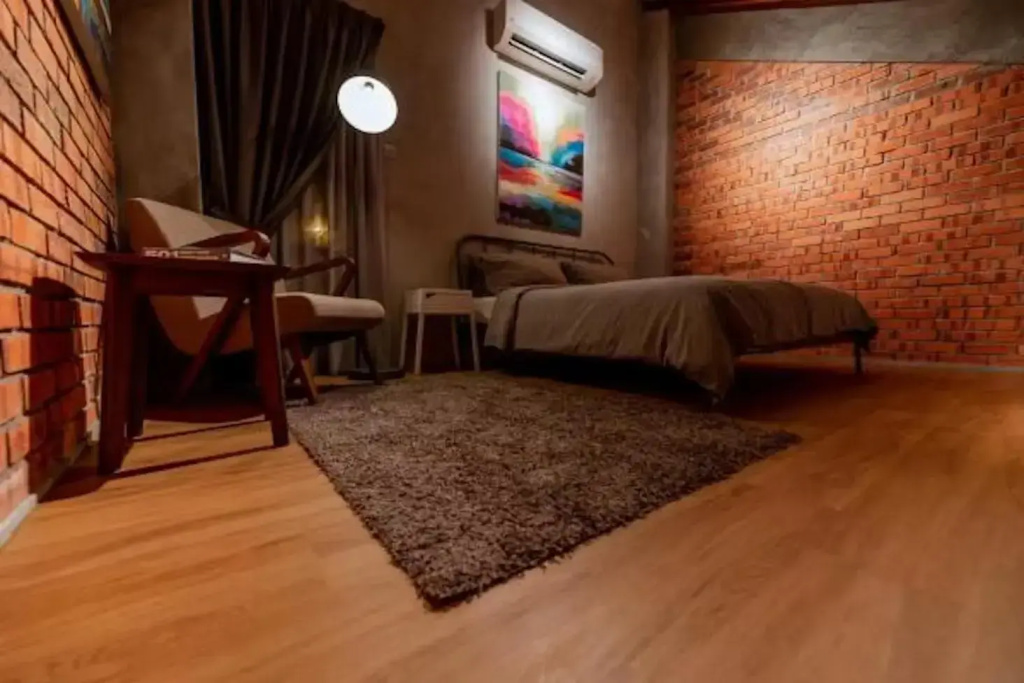 Double Studio Suite (full double bed)