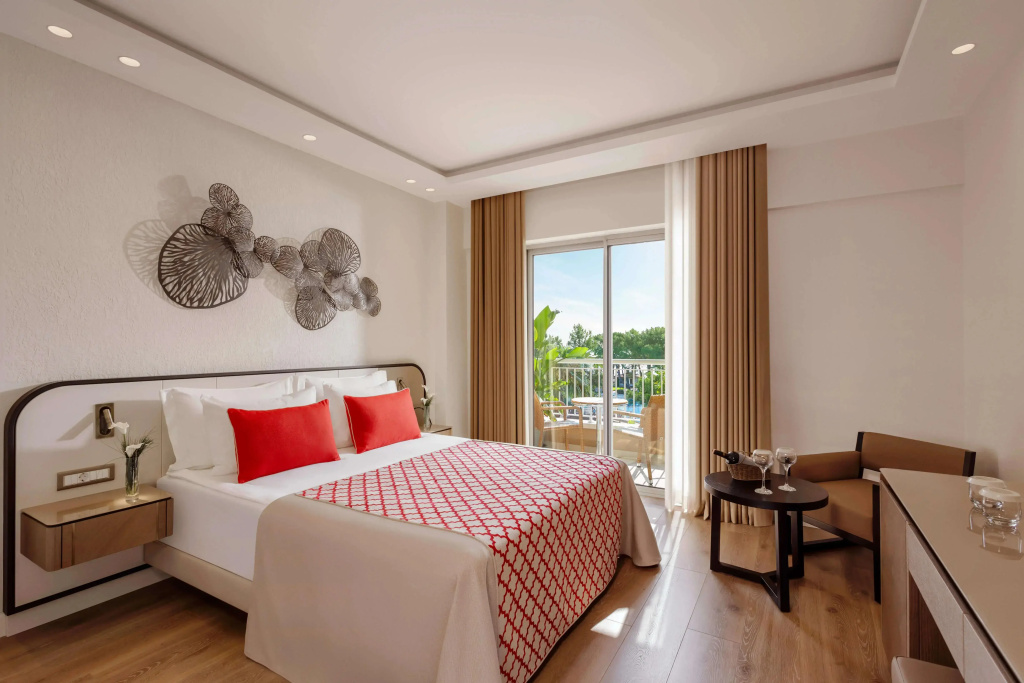 Deluxe Family room