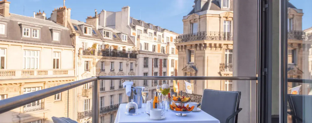 L'Hotel du Collectionneur 46