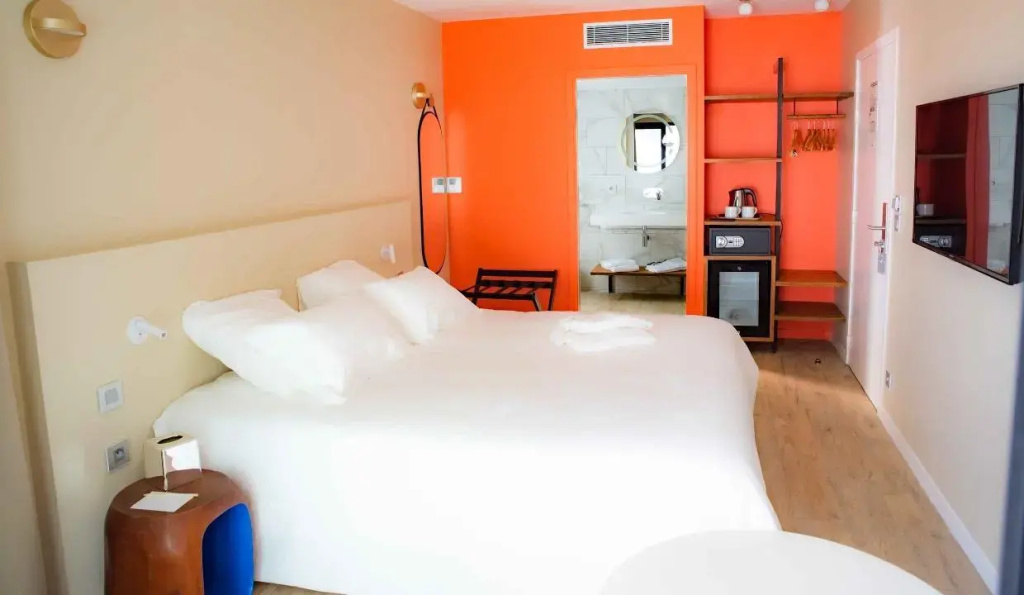 Cosy Double room (full double bed)
