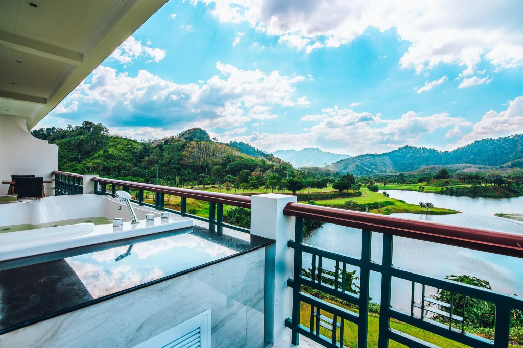 Двухместный люкс Nai Muang Horizon 2 отдельные кровати в Katathong Golf Resort & Spa