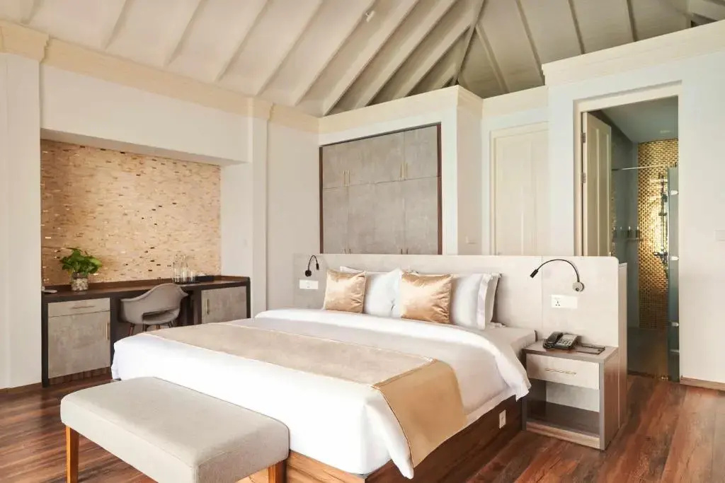 Beach Double Two Storey Residence with Pool (full double bed)