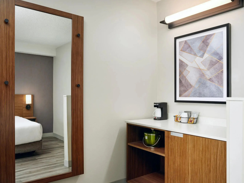 Hyatt Place Greensboro - Tap to explore photos
