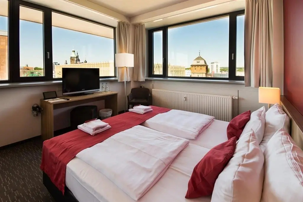 Double room (full double bed)