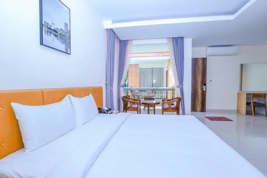 Вилла Connecting с видом на бассейн в Sea Breeze Resort
