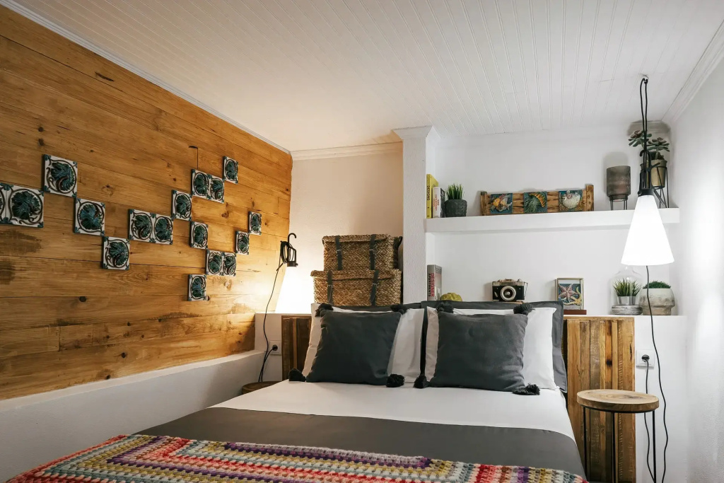 Double room (full double bed)