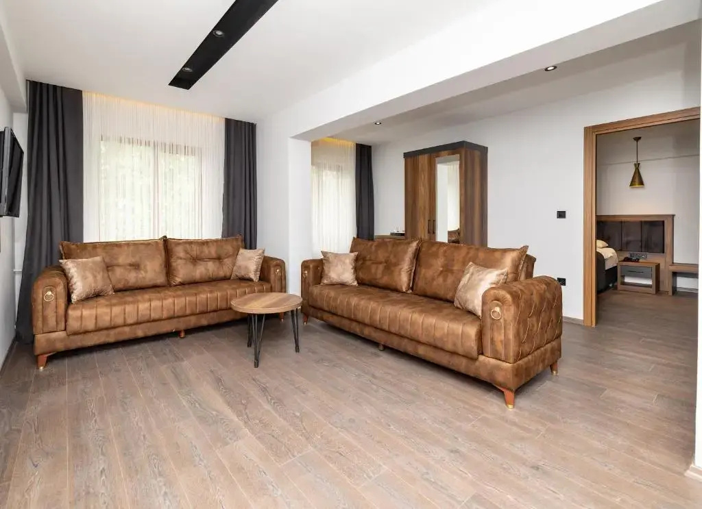 Double Studio (full double bed)