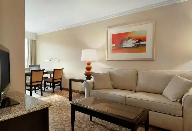 Embassy Suites Los Angeles - Glendale - Chambres