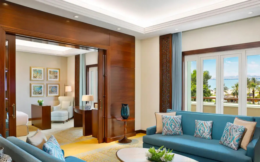 The Ritz-Carlton, Dubai