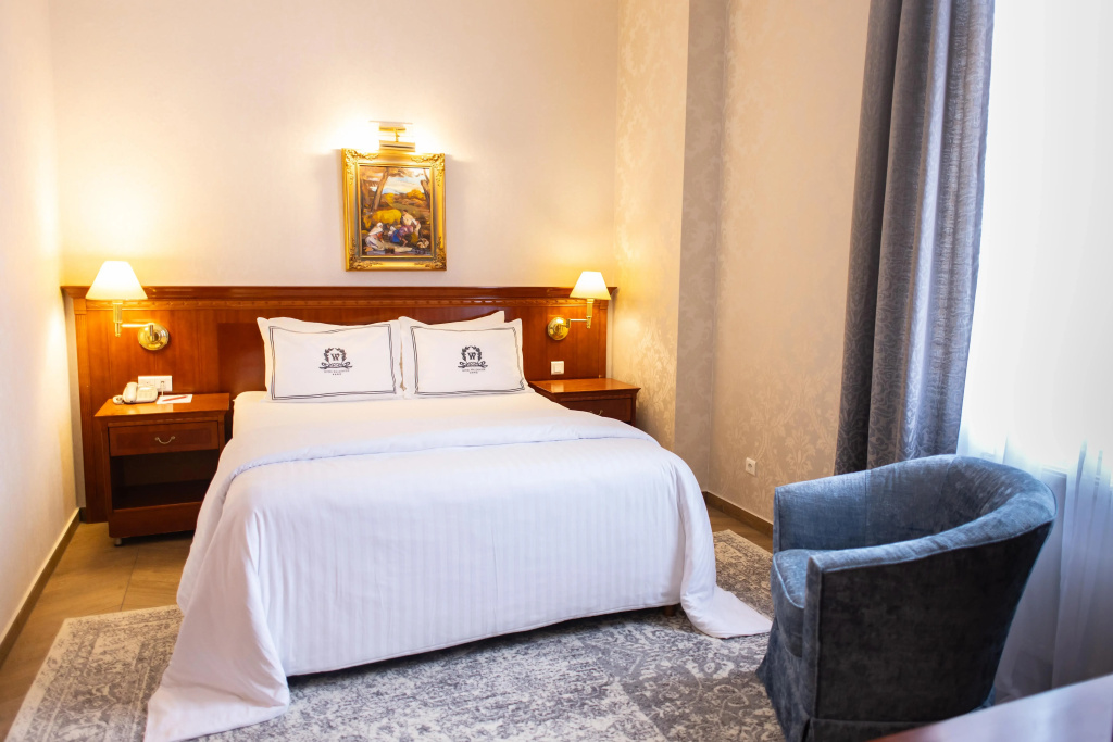 Deluxe Double room full double bed