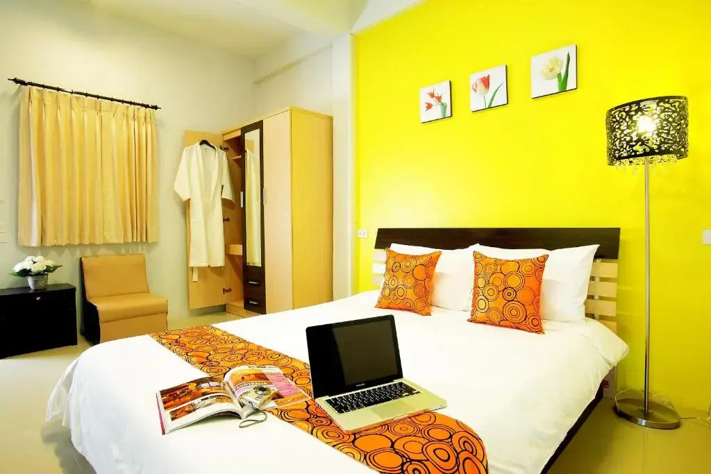 Standard Double room (full double bed)