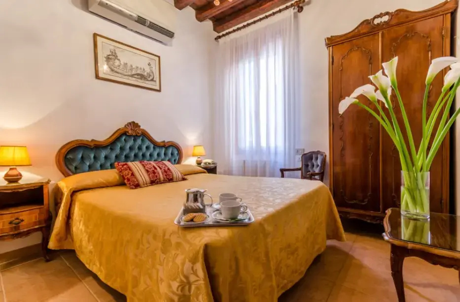 Double room (twin beds)