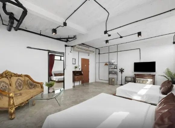 Номер Семейный в Quip Bed & Breakfast Phuket Hotel